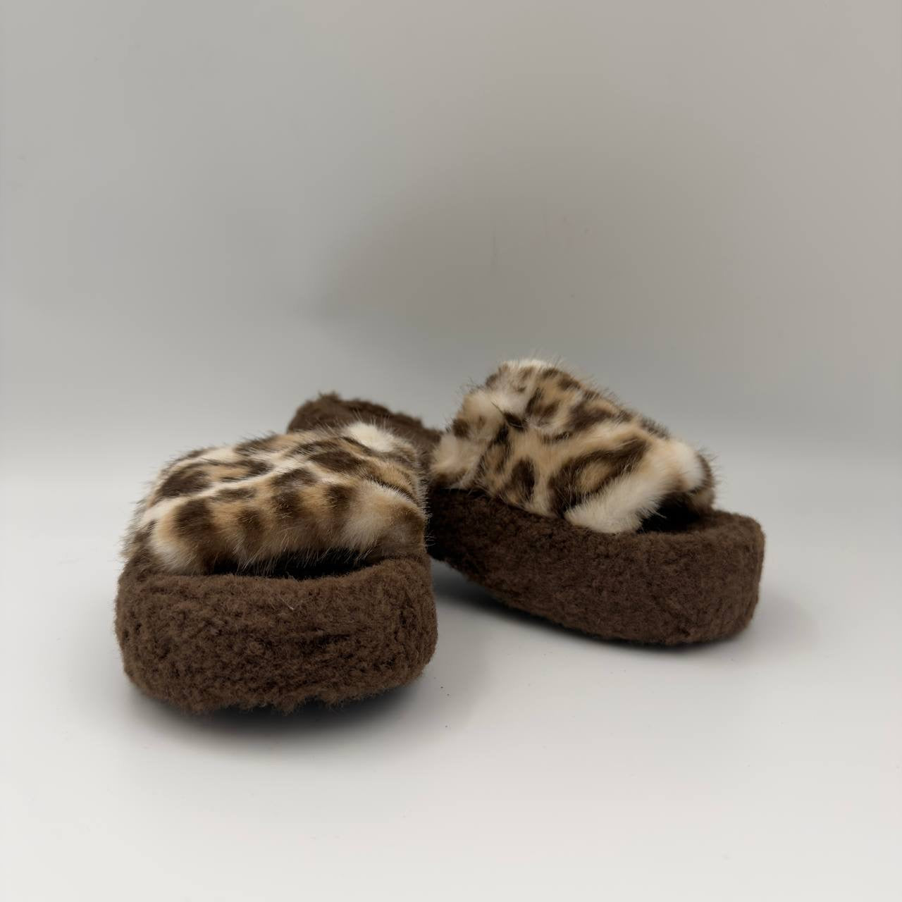 PAPUCI DE CASĂ ANIMAL PRINT